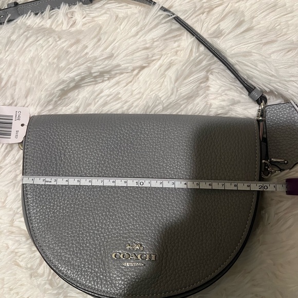 Small Granite Coach purse… New with Tags. Excellent Condition. - Picture 14 of 15